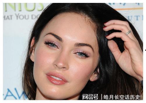 世界上最火的明星是谁,揭秘当下最火明星的风采