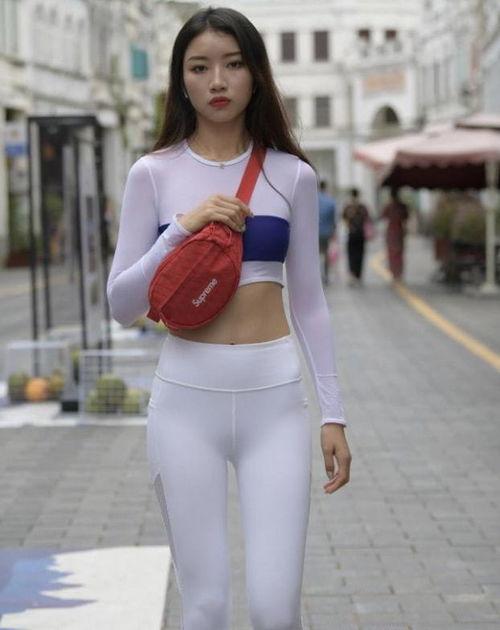 瑜伽服穿搭明星,跟随明星脚步，解锁瑜伽服时尚穿搭秘籍