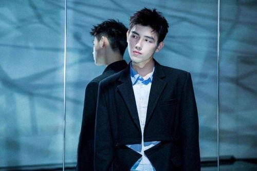 刘大锤爆料 陈飞宇视频,刘大锤独家爆料引热议